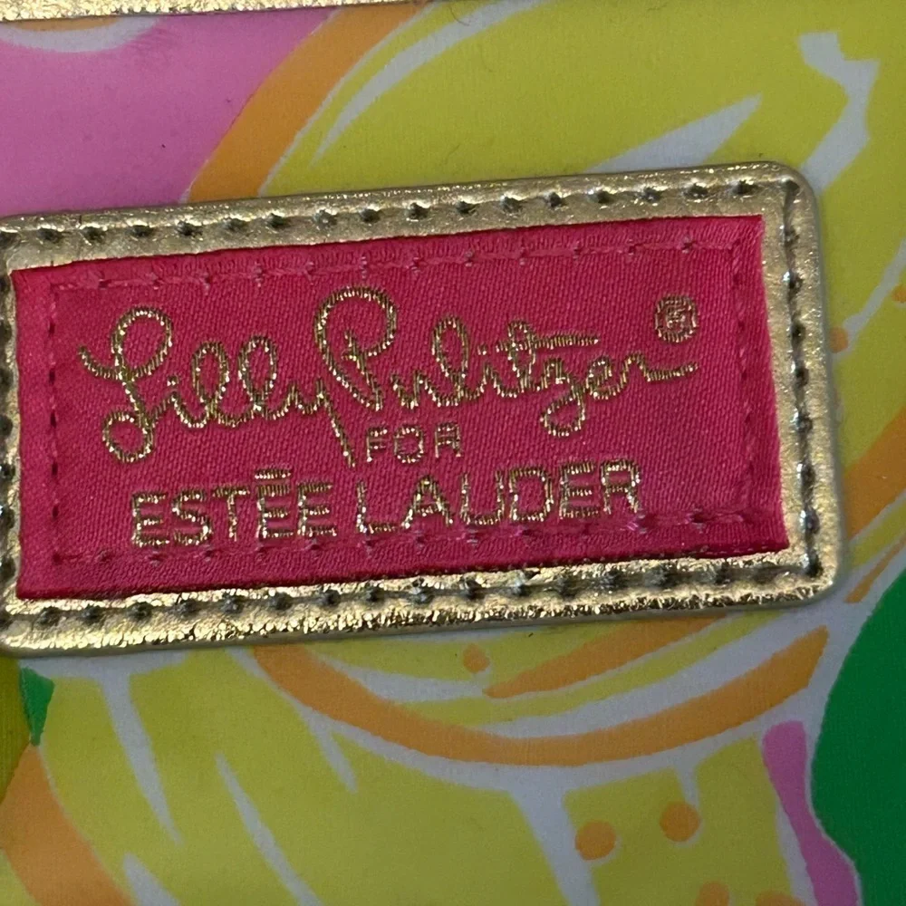 2 Lilly Pulitzer Estée Lauder Vibrant Pink and Lemon Cosmetic Bag Duo